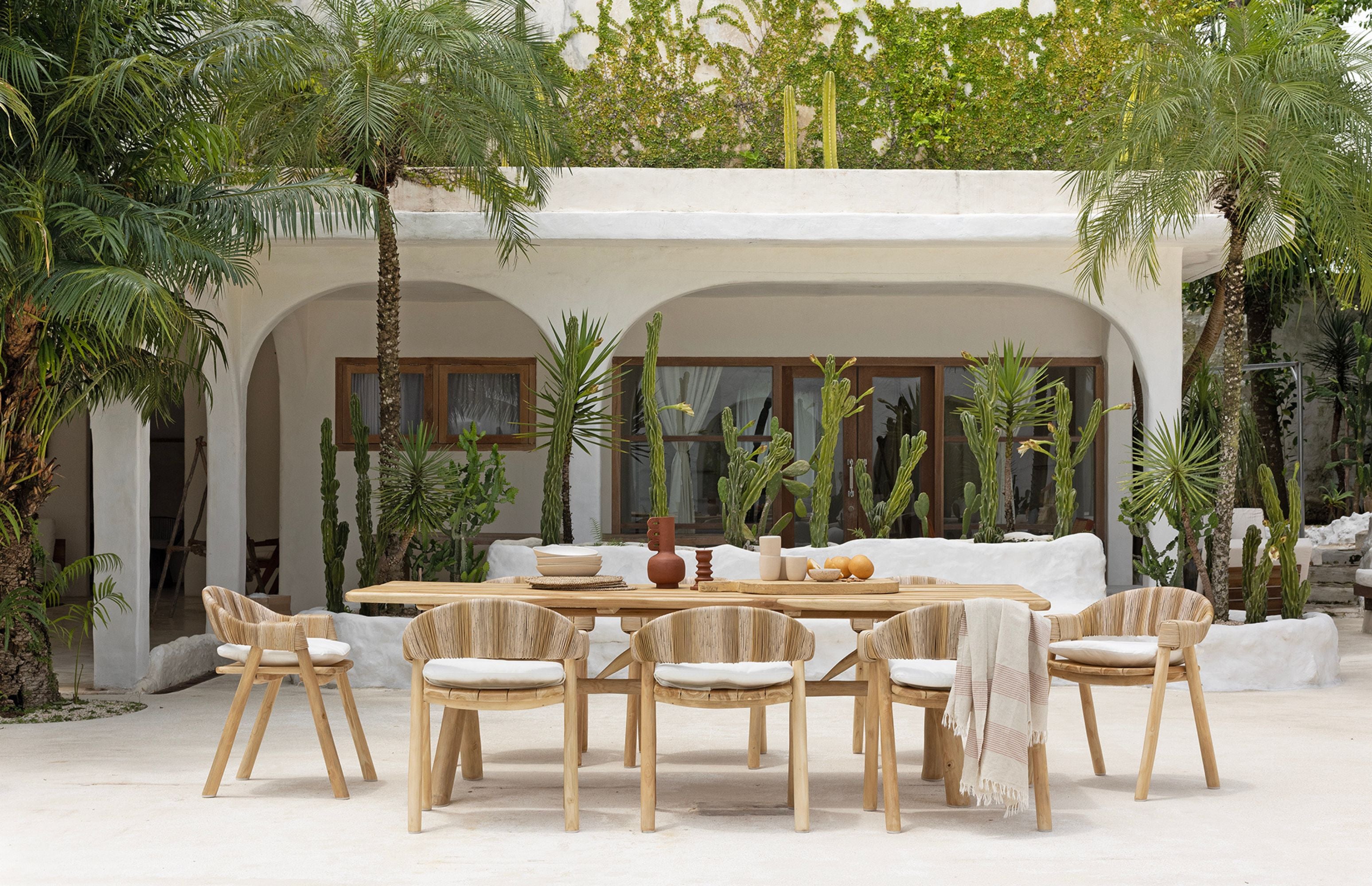 Relax In Style: Coastal Inspired Outdoor Entertaining with French Martini and Tempting Tapas